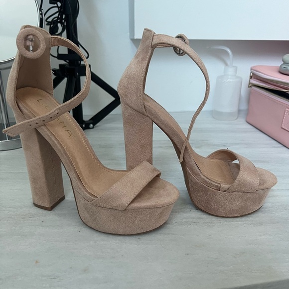 Nude platform open toe heels - Picture 2 of 4